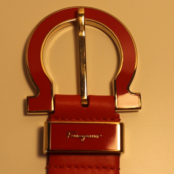 ♥️💋Stylish Salvatore Ferragamo Single omega Belt - Picture 3 of 7